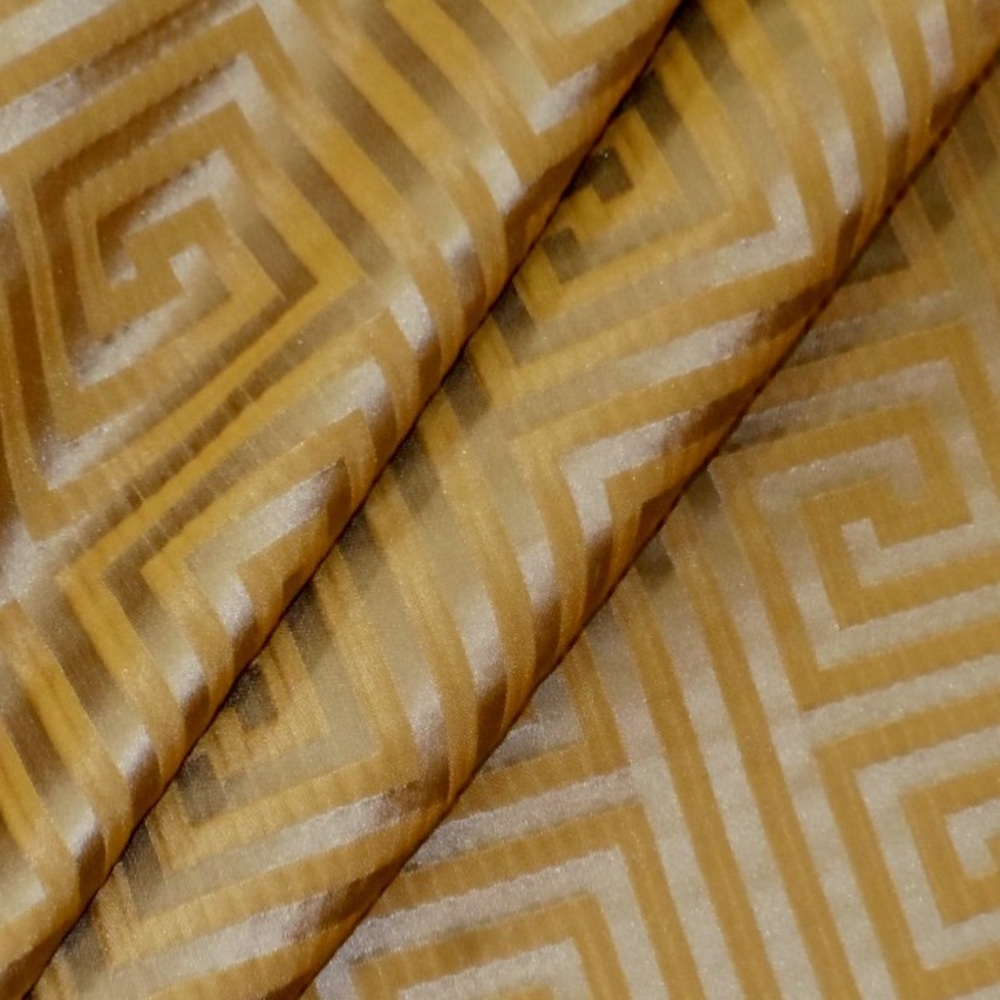 Luxury Beacon Hill Helene Key Umber Silk Blend